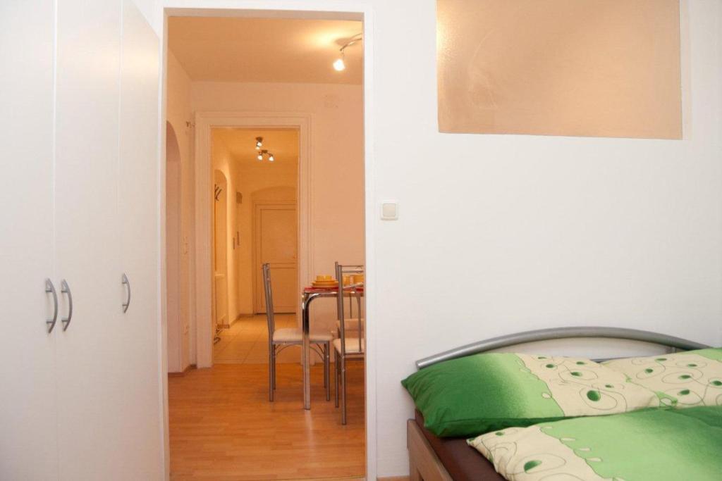 Raisa Apartments Fünkhgasse Pressbaum Chambre photo